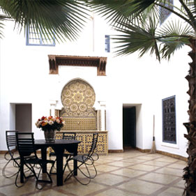 Binnenplaats Ryad Dyor in de Medina van Marrakech